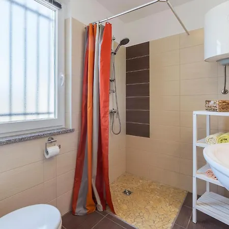 Stunning In With Kitchen *